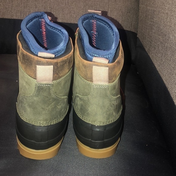 J crew Nordic high insulated boots loden green main image 4